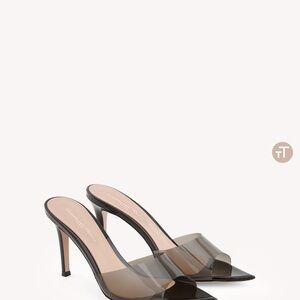 Gianvito Rossi
Elle 85mm transparent-strap mules